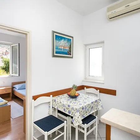 Apartment Hrvoje Place
