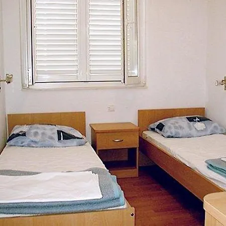 아파트 Hrvoje Place