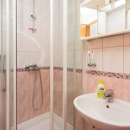 Apartman Hrvoje Place *