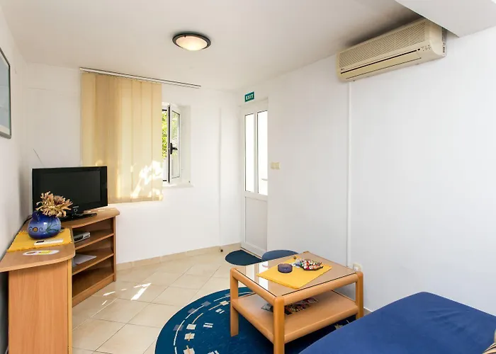 Hrvoje Place * Dubrovnik